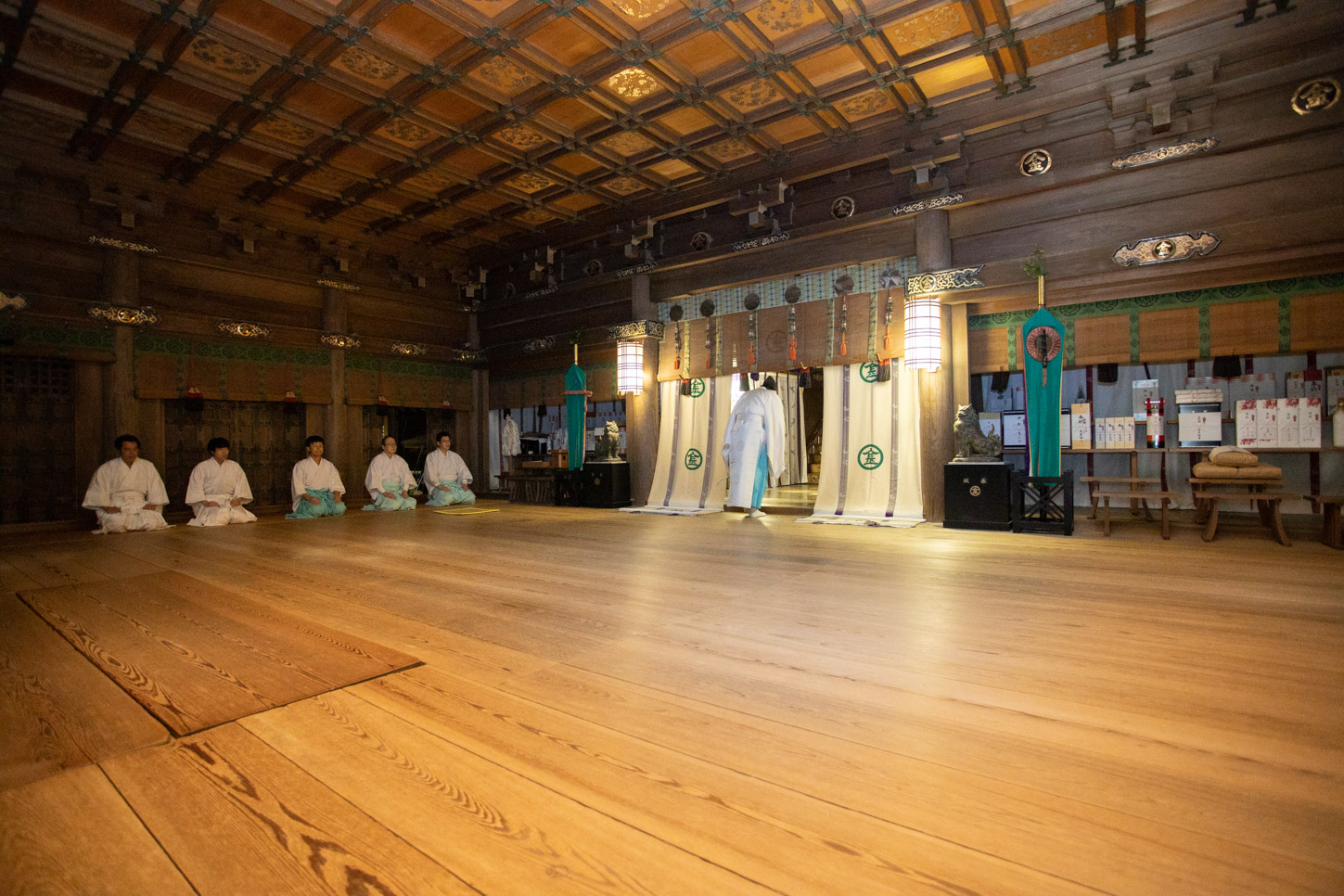 令和2年 煤払 …… 御本宮