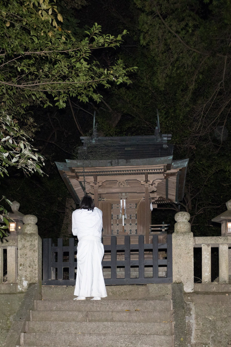 令和3年 煤払 …… 真須賀神社